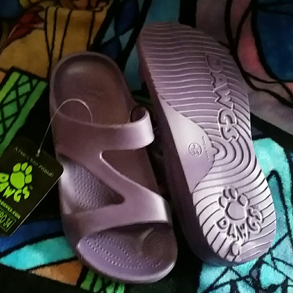 Girls sandals